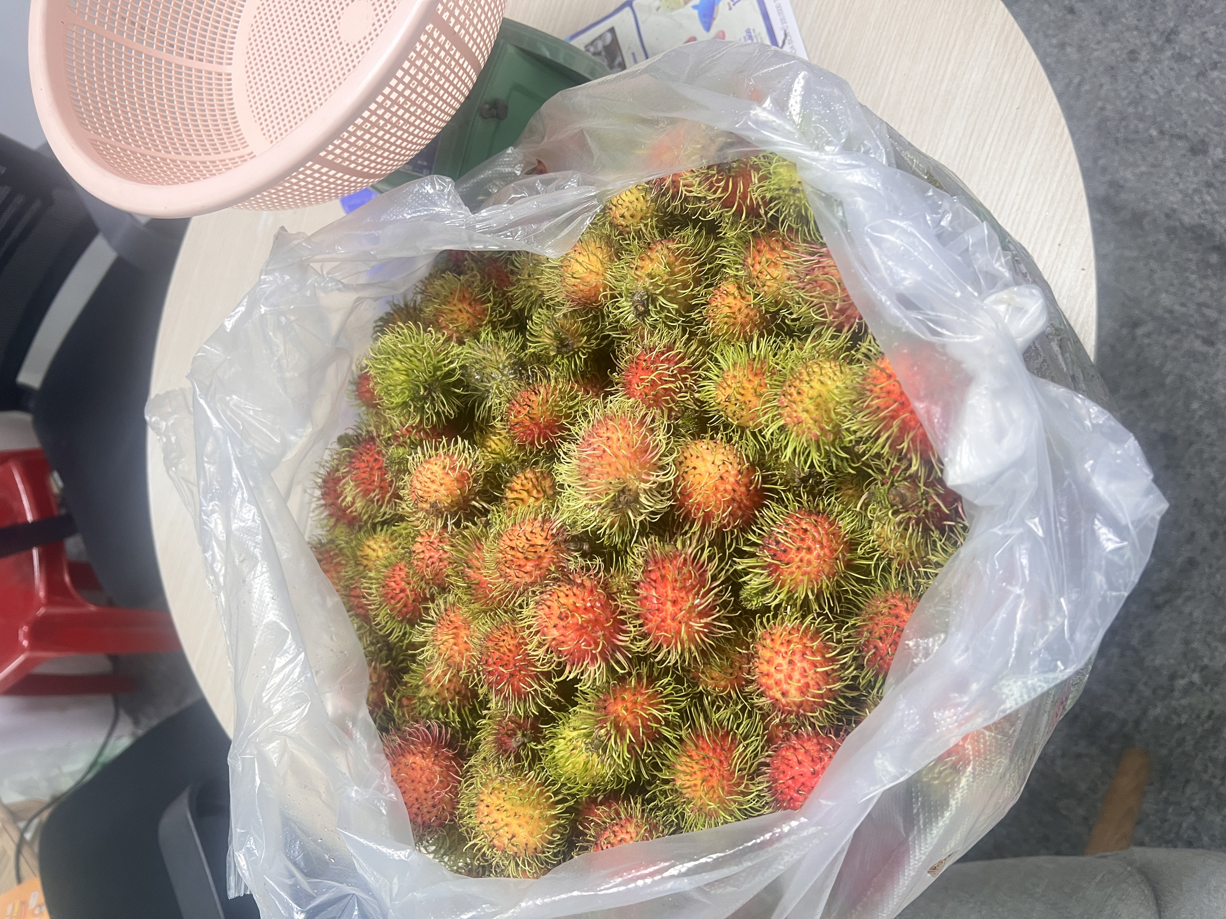 Gà vườn Tàu đất (đóng gói chân không)